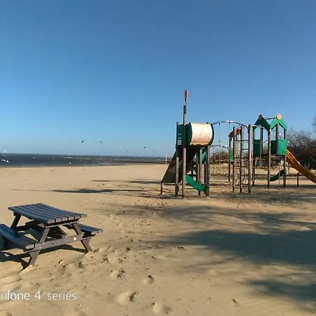 Maison Classee 3* בית נופש *