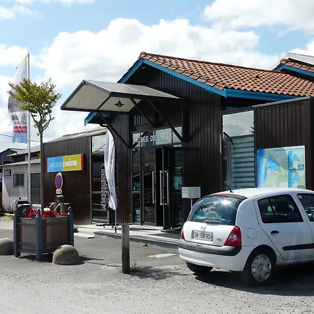 Maison Classee 3* בית נופש *