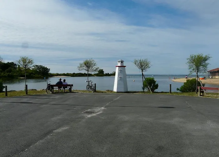 Maison Classee 3* * Гюжан-Местрас