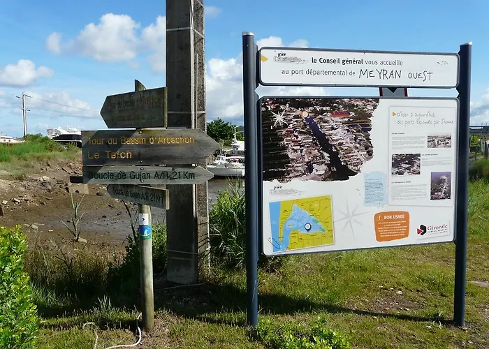 Maison Classee 3* * Гюжан-Местрас